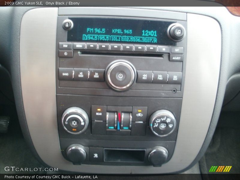 Onyx Black / Ebony 2009 GMC Yukon SLE