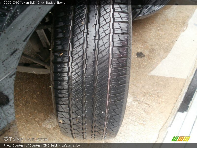 Onyx Black / Ebony 2009 GMC Yukon SLE