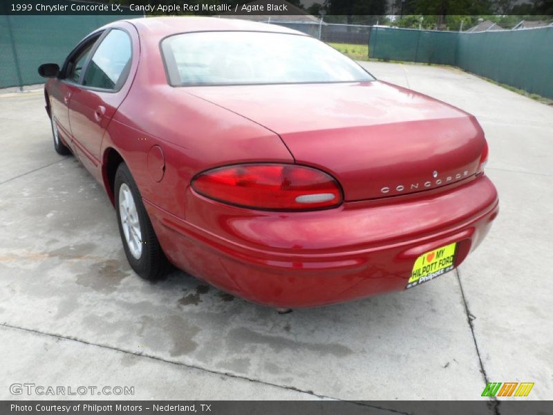 Candy Apple Red Metallic / Agate Black 1999 Chrysler Concorde LX