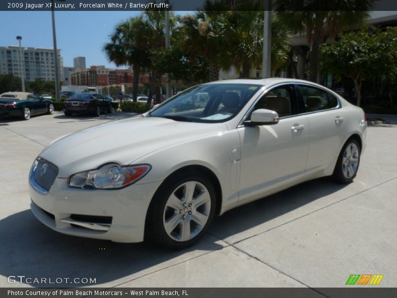 Porcelain White / Barley/Truffle 2009 Jaguar XF Luxury