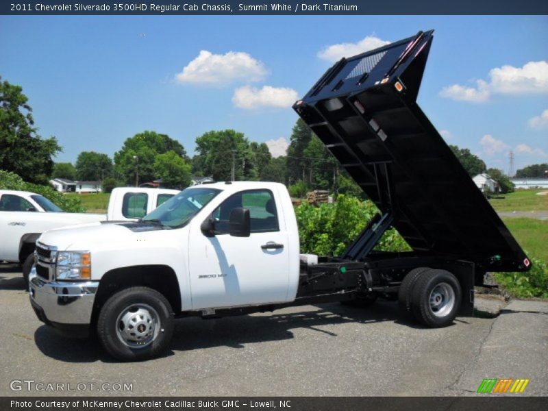 Summit White / Dark Titanium 2011 Chevrolet Silverado 3500HD Regular Cab Chassis