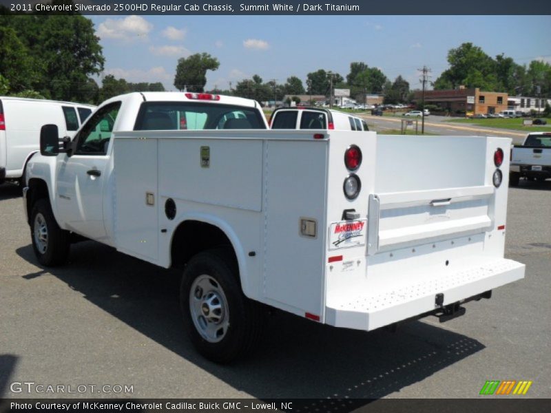 Summit White / Dark Titanium 2011 Chevrolet Silverado 2500HD Regular Cab Chassis
