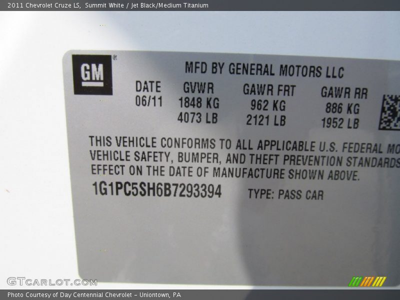 Summit White / Jet Black/Medium Titanium 2011 Chevrolet Cruze LS