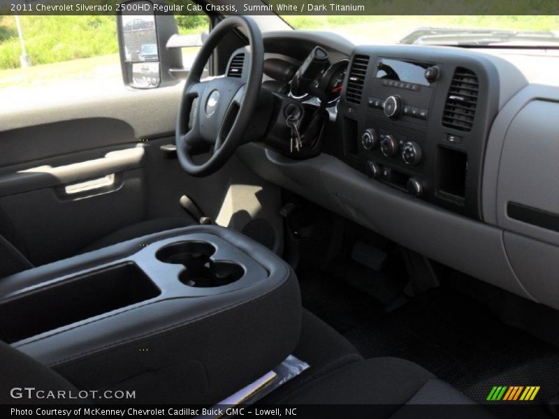 Summit White / Dark Titanium 2011 Chevrolet Silverado 2500HD Regular Cab Chassis