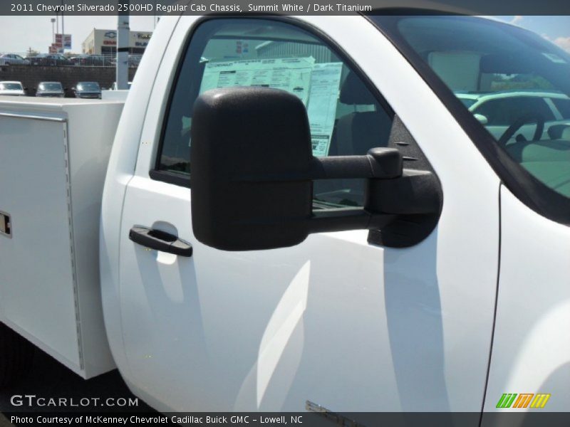 Summit White / Dark Titanium 2011 Chevrolet Silverado 2500HD Regular Cab Chassis
