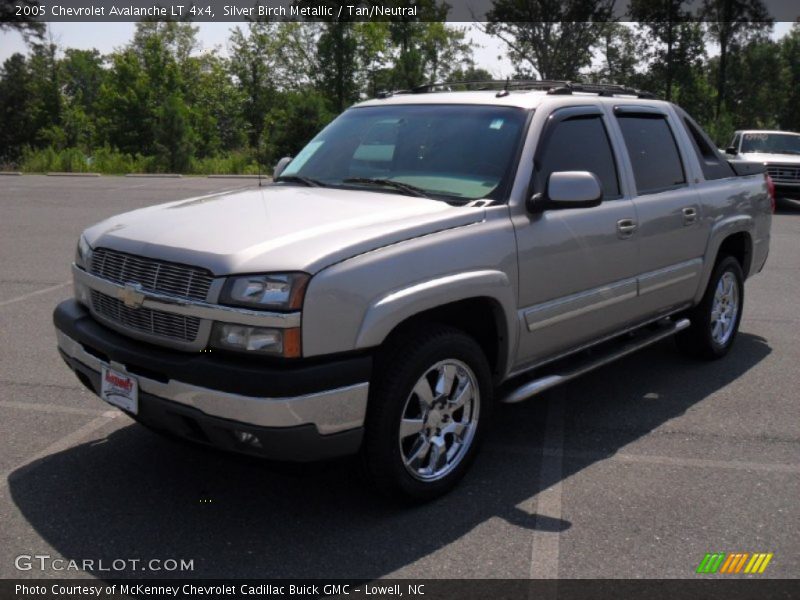 Silver Birch Metallic / Tan/Neutral 2005 Chevrolet Avalanche LT 4x4