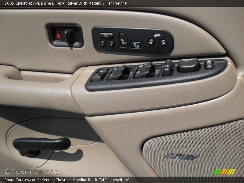 Silver Birch Metallic / Tan/Neutral 2005 Chevrolet Avalanche LT 4x4