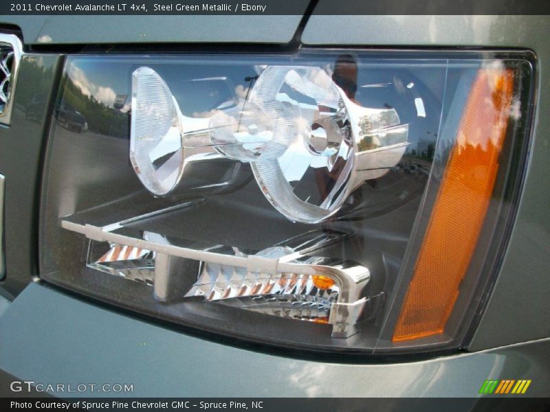 Steel Green Metallic / Ebony 2011 Chevrolet Avalanche LT 4x4