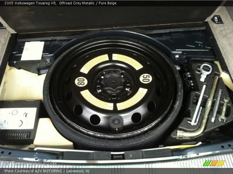  2005 Touareg V8 Trunk
