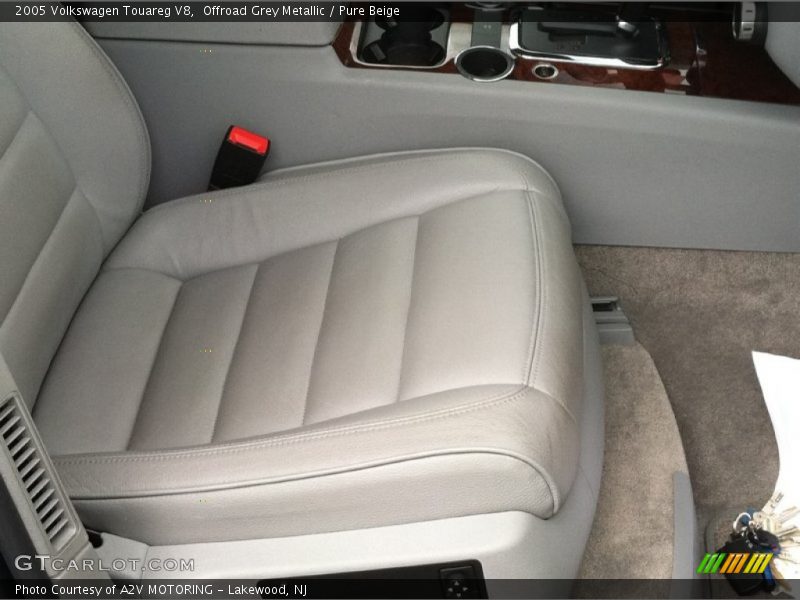 Offroad Grey Metallic / Pure Beige 2005 Volkswagen Touareg V8