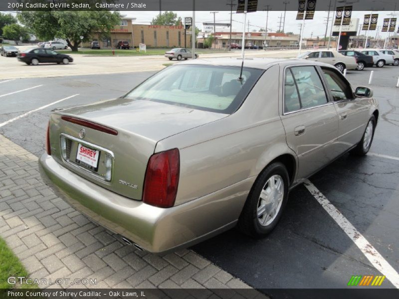 Cashmere / Shale 2004 Cadillac DeVille Sedan