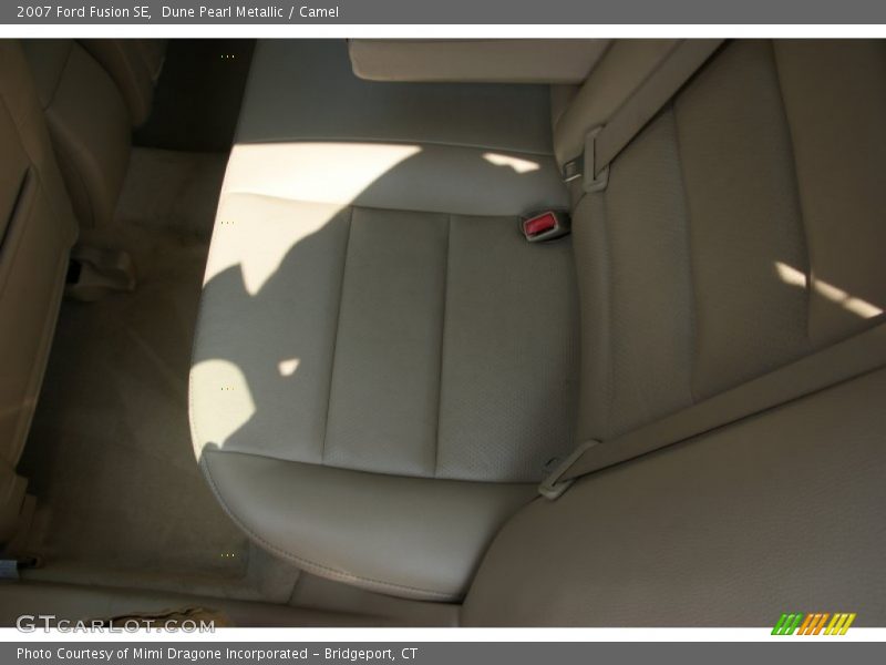 Dune Pearl Metallic / Camel 2007 Ford Fusion SE