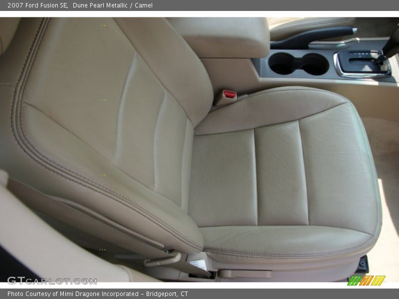 Dune Pearl Metallic / Camel 2007 Ford Fusion SE