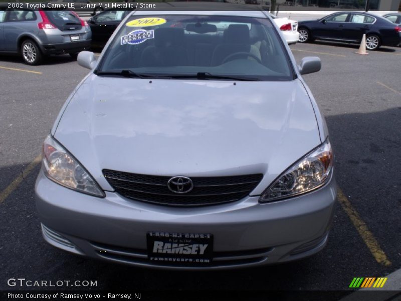 Lunar Mist Metallic / Stone 2002 Toyota Camry LE