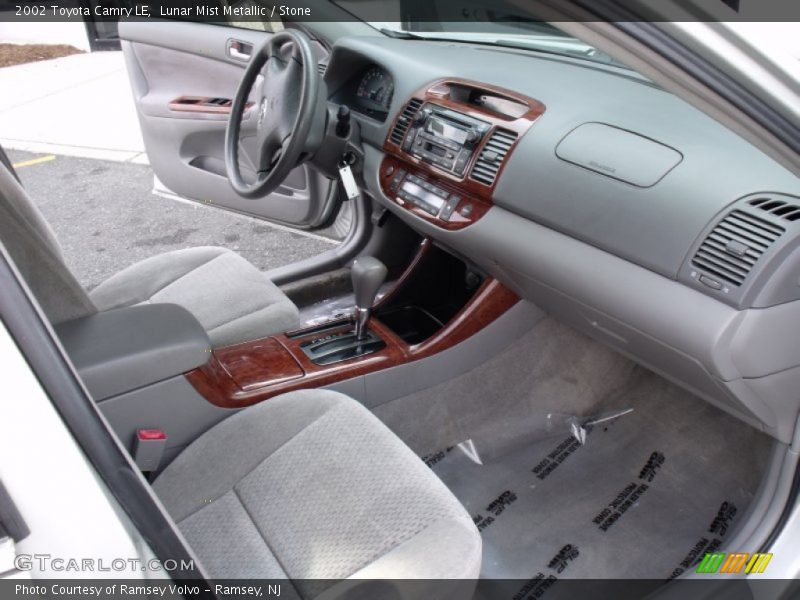 Lunar Mist Metallic / Stone 2002 Toyota Camry LE