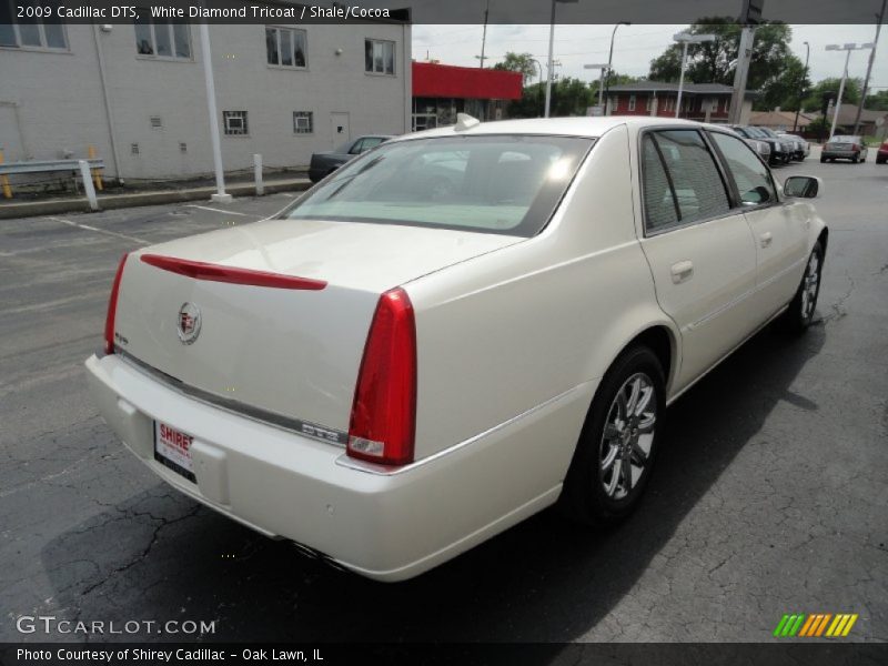 White Diamond Tricoat / Shale/Cocoa 2009 Cadillac DTS