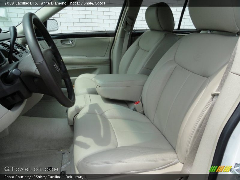 White Diamond Tricoat / Shale/Cocoa 2009 Cadillac DTS