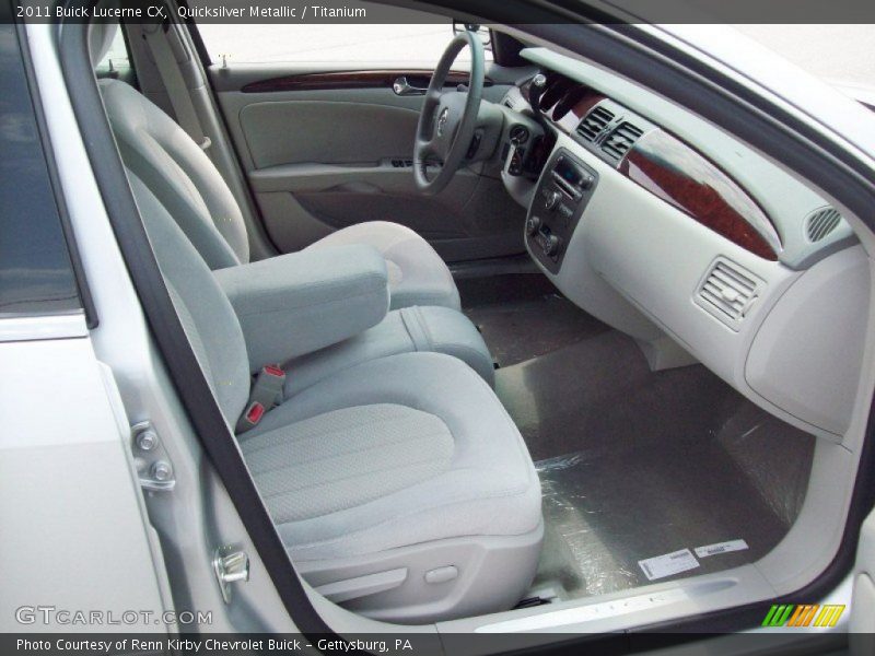 Quicksilver Metallic / Titanium 2011 Buick Lucerne CX