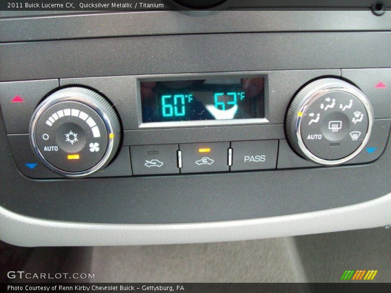 Quicksilver Metallic / Titanium 2011 Buick Lucerne CX