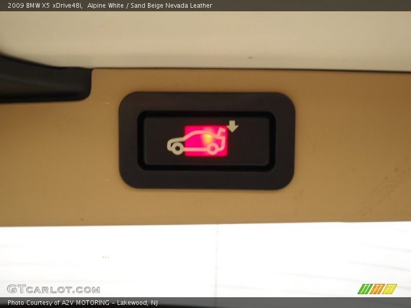 Alpine White / Sand Beige Nevada Leather 2009 BMW X5 xDrive48i