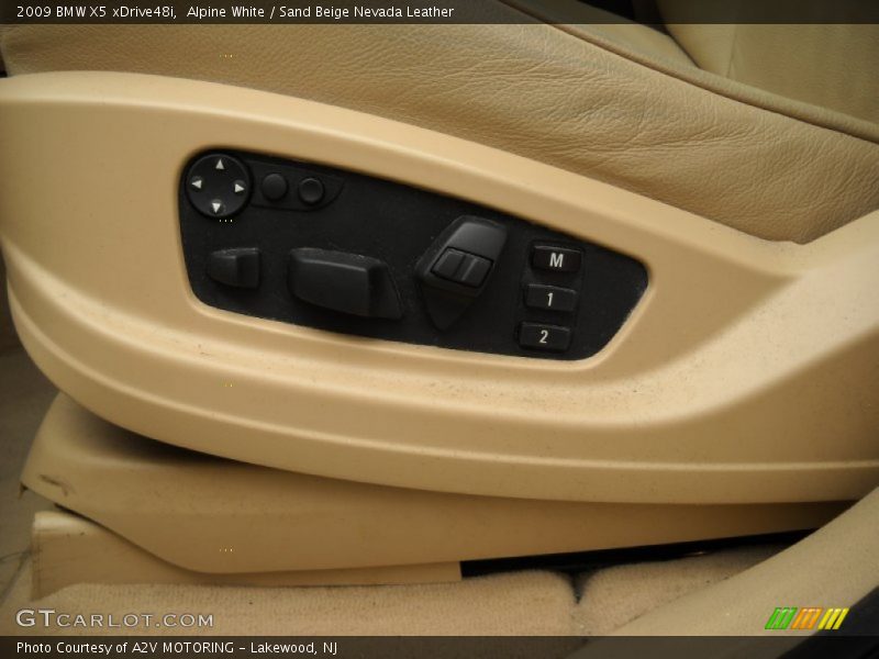 Alpine White / Sand Beige Nevada Leather 2009 BMW X5 xDrive48i