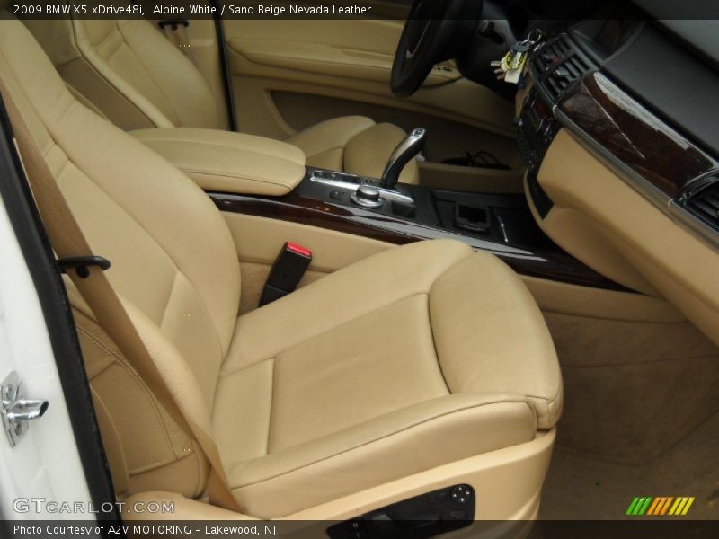 Alpine White / Sand Beige Nevada Leather 2009 BMW X5 xDrive48i