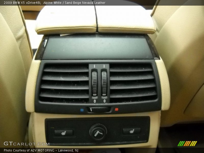 Alpine White / Sand Beige Nevada Leather 2009 BMW X5 xDrive48i