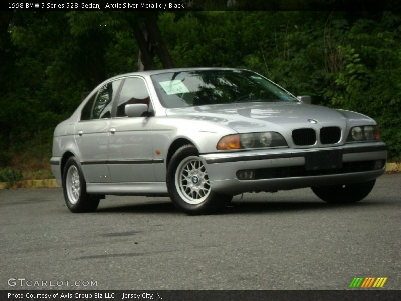 Arctic Silver Metallic / Black 1998 BMW 5 Series 528i Sedan