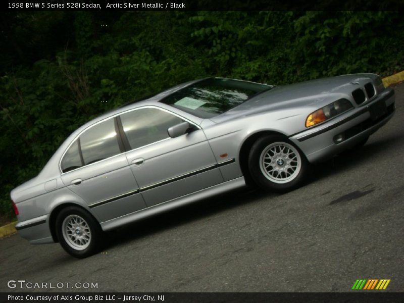 Arctic Silver Metallic / Black 1998 BMW 5 Series 528i Sedan