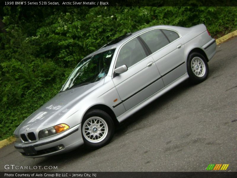 Arctic Silver Metallic / Black 1998 BMW 5 Series 528i Sedan