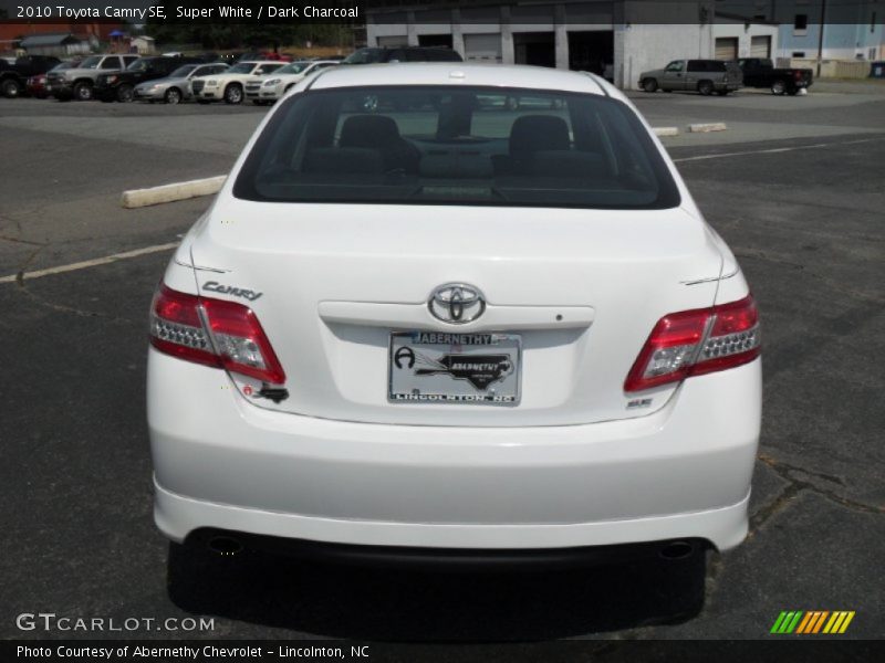 Super White / Dark Charcoal 2010 Toyota Camry SE