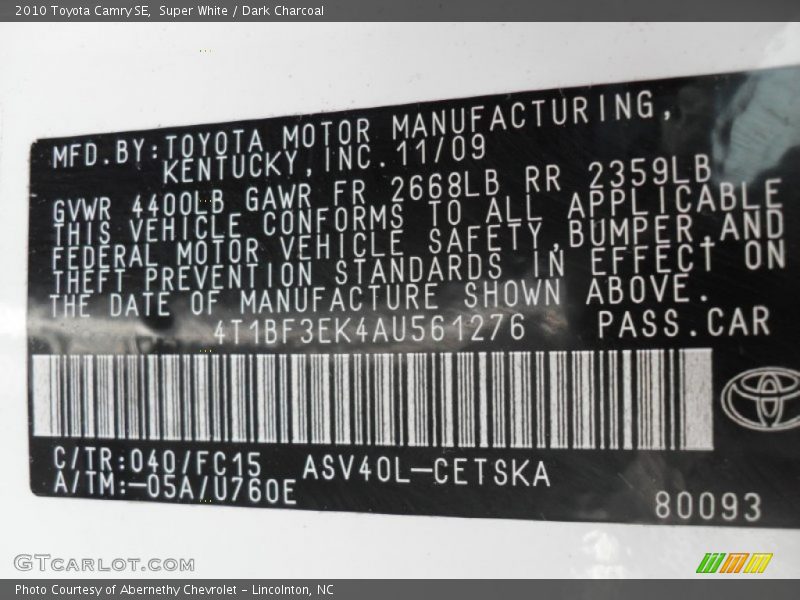 Super White / Dark Charcoal 2010 Toyota Camry SE