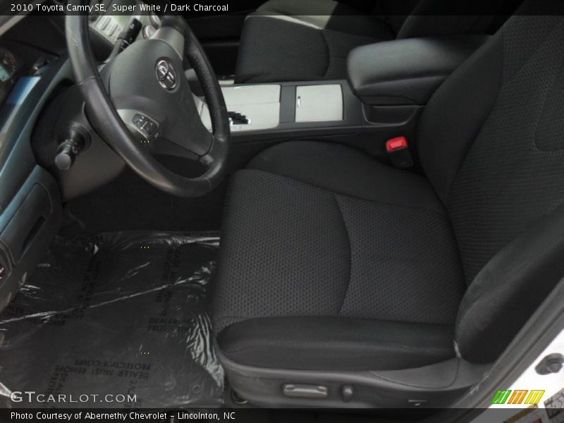 Super White / Dark Charcoal 2010 Toyota Camry SE