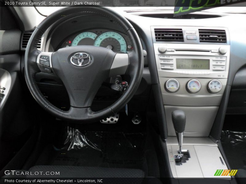 Super White / Dark Charcoal 2010 Toyota Camry SE