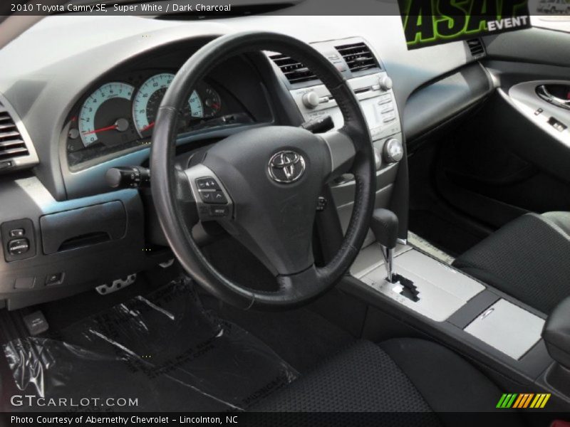 Super White / Dark Charcoal 2010 Toyota Camry SE