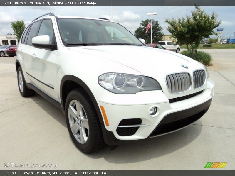 Alpine White / Sand Beige 2011 BMW X5 xDrive 35d