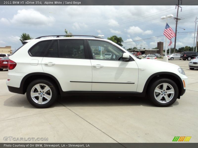 Alpine White / Sand Beige 2011 BMW X5 xDrive 35d