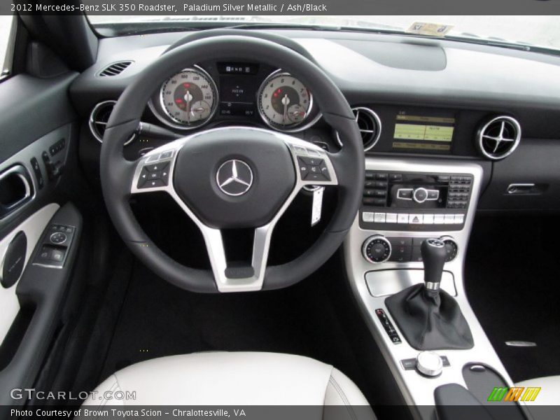 Dashboard of 2012 SLK 350 Roadster
