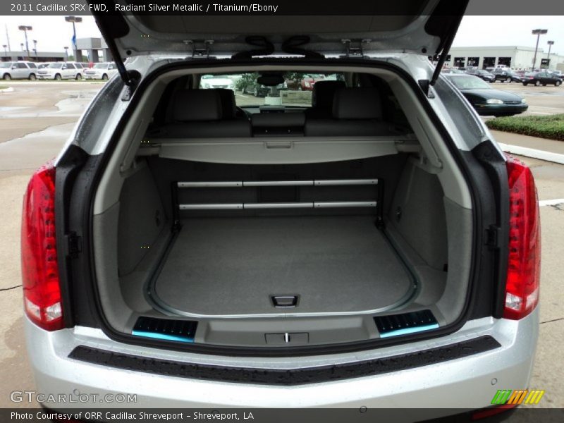 Radiant Silver Metallic / Titanium/Ebony 2011 Cadillac SRX FWD