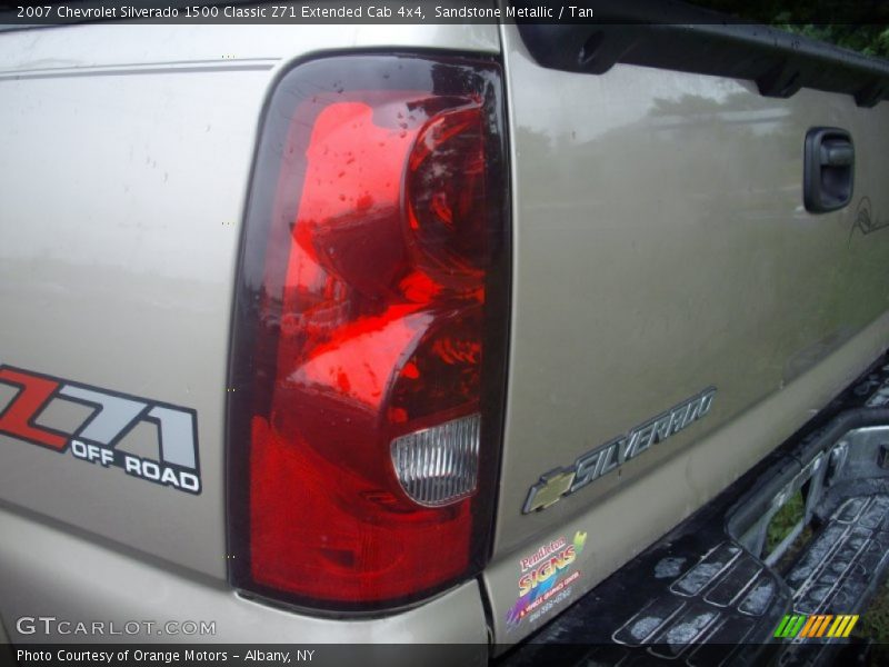 Sandstone Metallic / Tan 2007 Chevrolet Silverado 1500 Classic Z71 Extended Cab 4x4