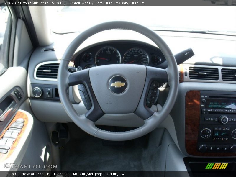 Summit White / Light Titanium/Dark Titanium 2007 Chevrolet Suburban 1500 LT