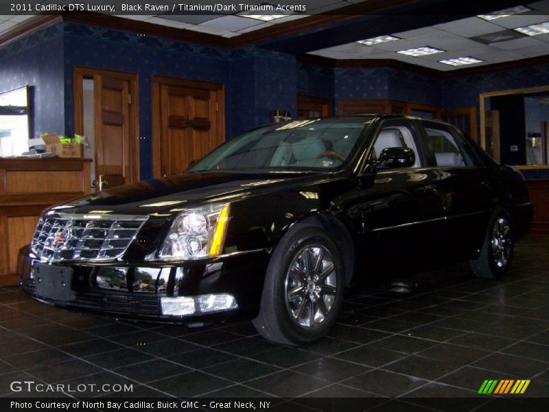 Black Raven / Titanium/Dark Titanium Accents 2011 Cadillac DTS Luxury