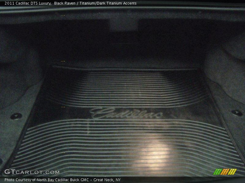 Black Raven / Titanium/Dark Titanium Accents 2011 Cadillac DTS Luxury