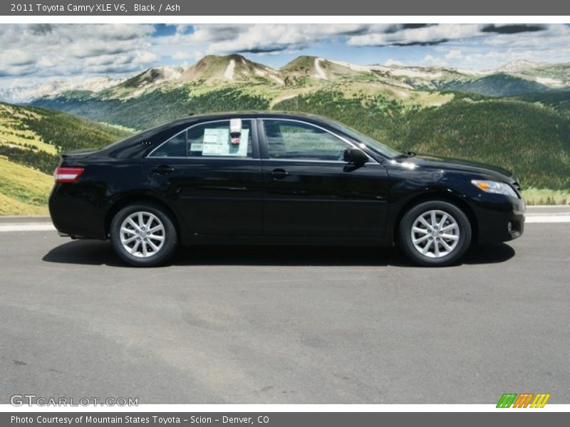 Black / Ash 2011 Toyota Camry XLE V6