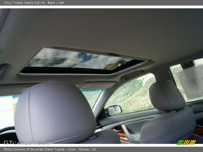 Black / Ash 2011 Toyota Camry XLE V6