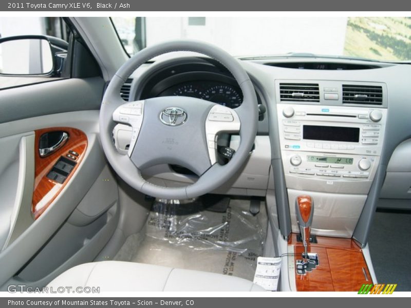 Black / Ash 2011 Toyota Camry XLE V6