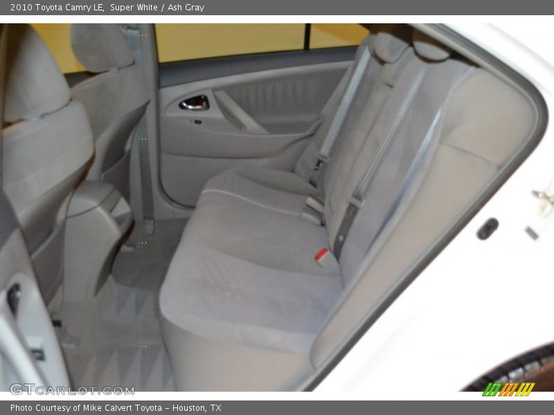 Super White / Ash Gray 2010 Toyota Camry LE