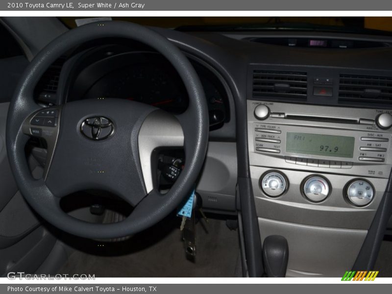 Super White / Ash Gray 2010 Toyota Camry LE