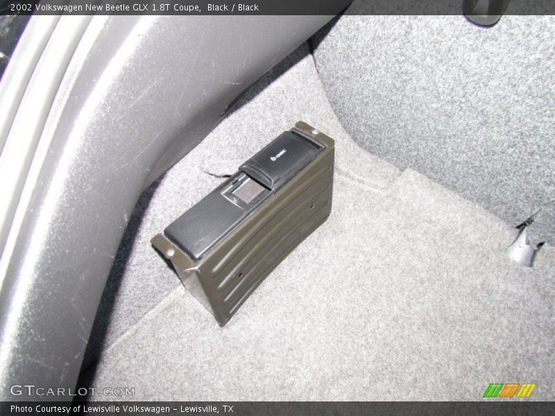 Black / Black 2002 Volkswagen New Beetle GLX 1.8T Coupe