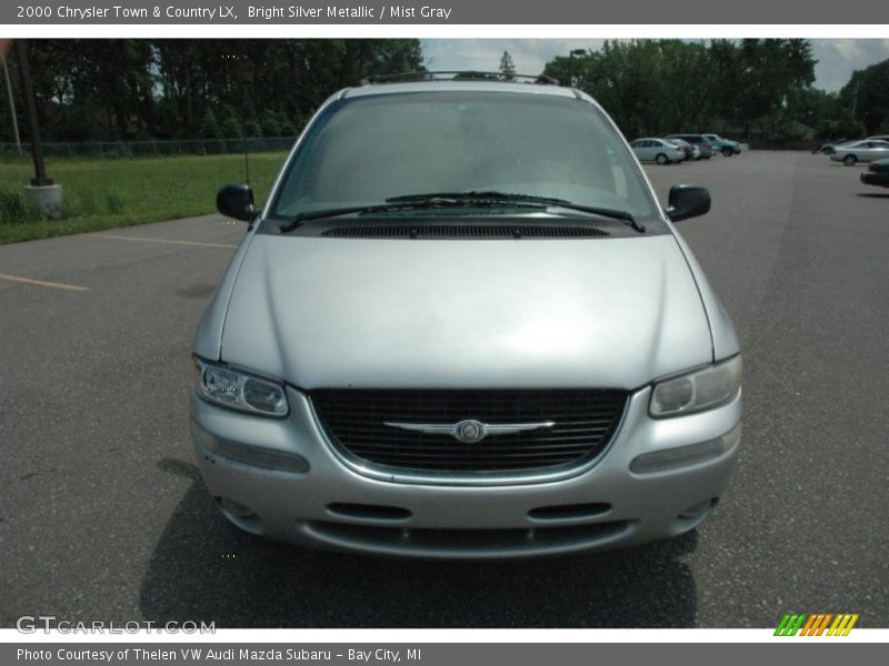 Bright Silver Metallic / Mist Gray 2000 Chrysler Town & Country LX